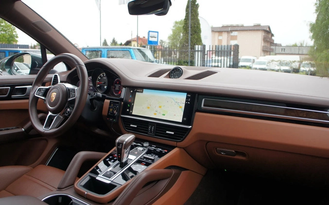 Porsche Cayenne cena 599900 przebieg: 39900, rok produkcji 2022 z Białystok małe 407
